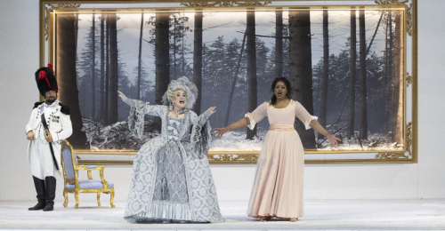 Marisa Laurito e Pretty Yende, successo dell'opera comica al San Carlo