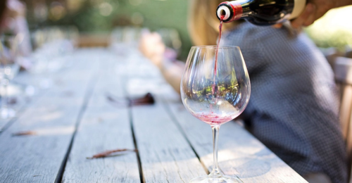 Nel vino un racconto: alla cantina Casa Setaro di Trecase il premio Sole della Guida Veronelli 2024